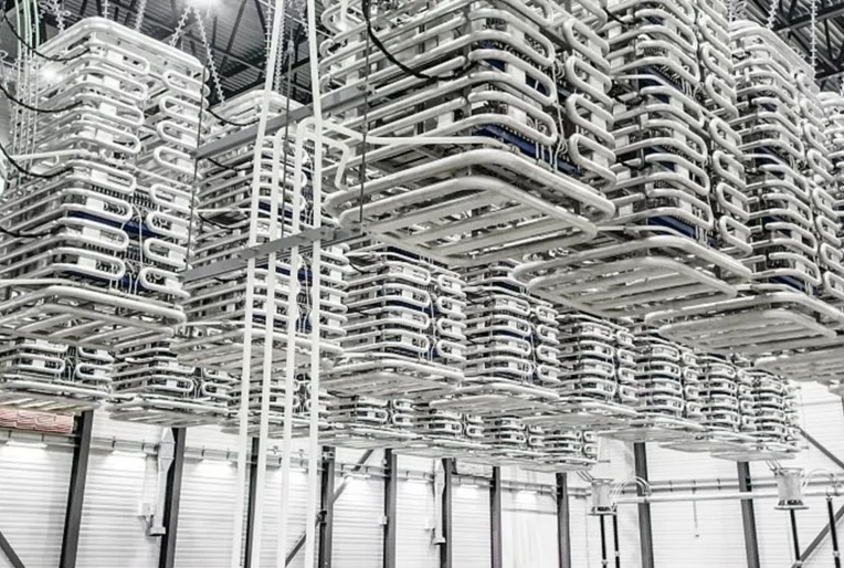 为何 AI 伺服器需要「高压直流 HVDC」？一场资料中心电力架构的大升级正在发生